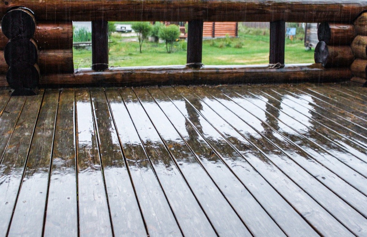 Deck & Patio Cleaning